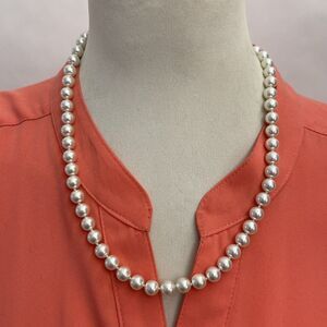 Claire's White Faux Pearls Beaded Women's Fashion Necklace